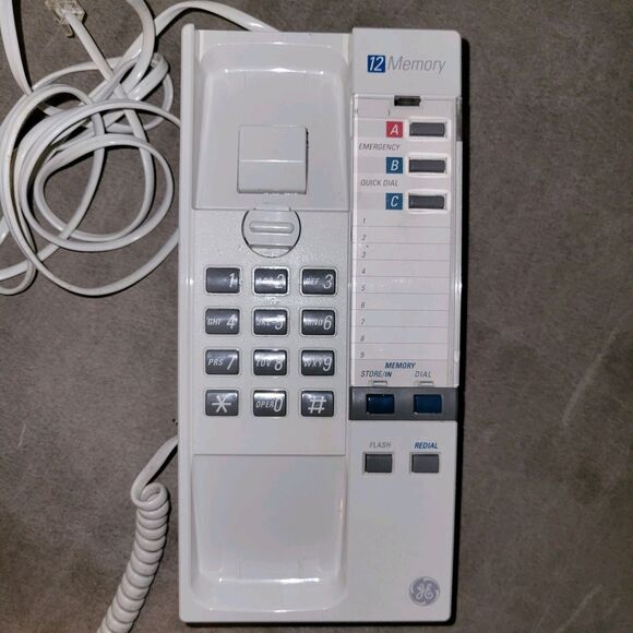 GE 2-9168A Corded Pushbutton Office Telephone with 12 Number Memory - Picture 2 of 7